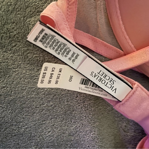 Victoria’s Secret Pink Tee Shirt Push Up Bra Lightly Padded in Sz 36D. - Picture 3 of 3